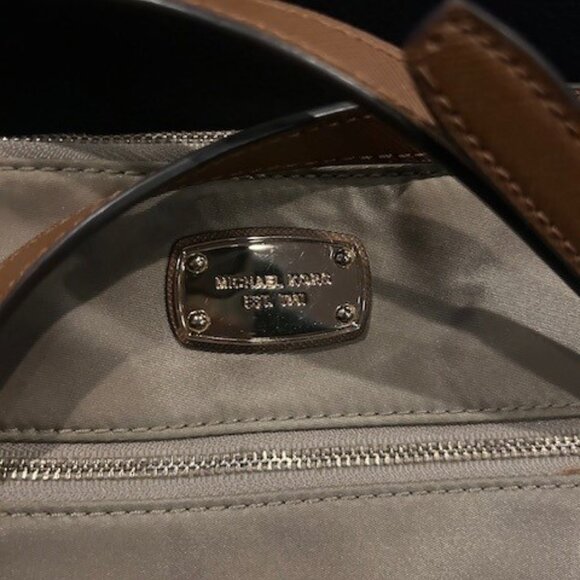 Michael Kors Small Tan Kempton Crossbody Bag Nylon - Picture 3 of 7